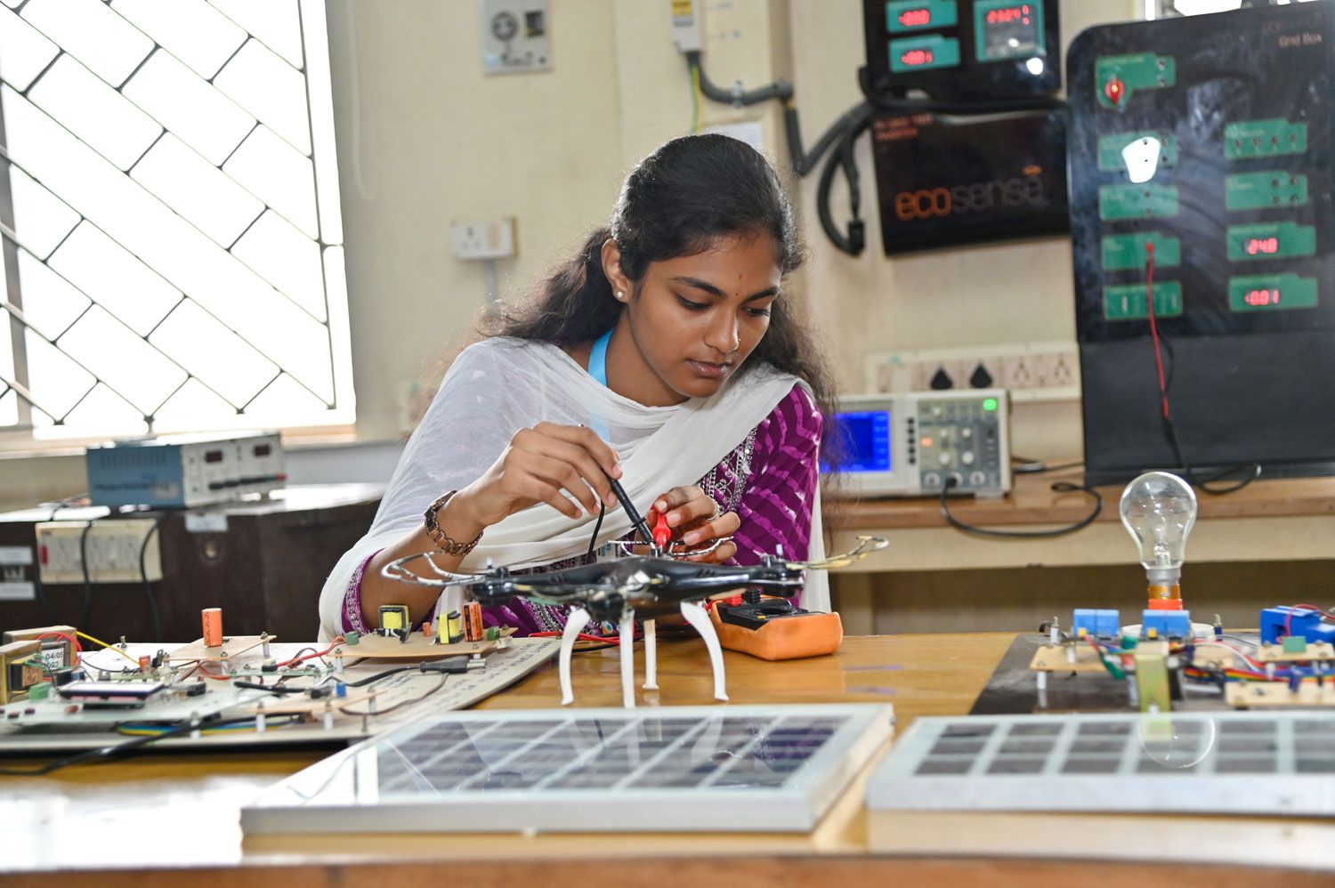 Research Lab for Renewable Energy Technology